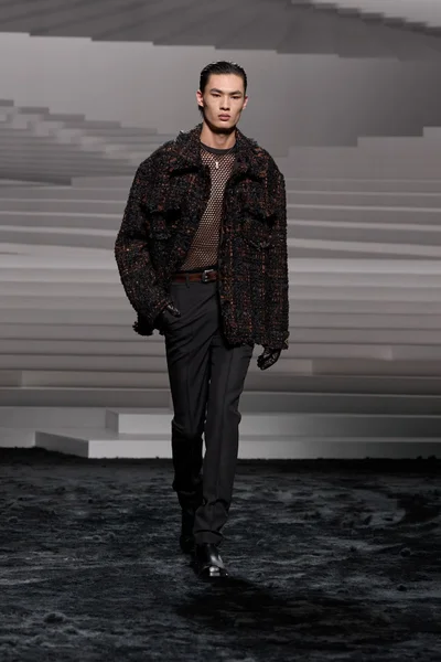 Look 47